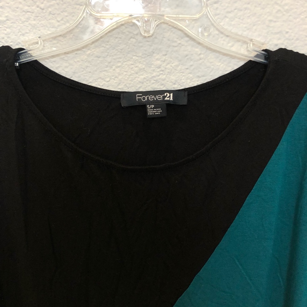 Size Small Geometric Patterned Dress - image 3